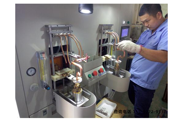高頻淬火機-機械手自動控制系統平穩(圖2)