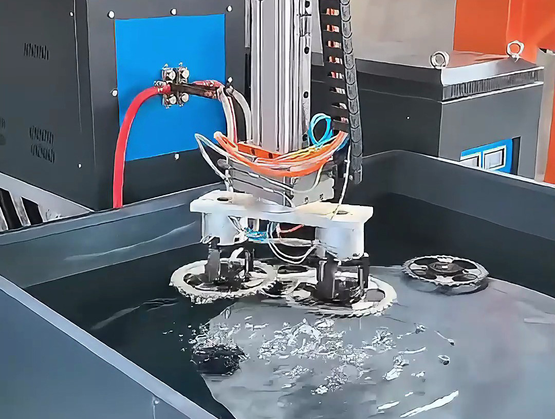 簡易全自動化齒輪 / 鏈輪高頻淬火設備：六工位旋轉 + 機械夾具，批量生產的 “性價比之王”