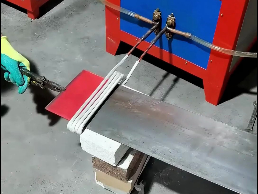 ?超音頻感應加熱技術讓退火更高效！金屬板在線退火模擬作業