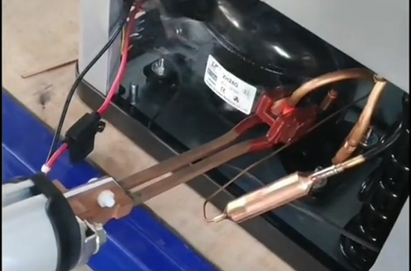 冰箱壓縮機銅管釬焊用高頻焊機